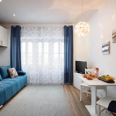 Apartamento Four Modern Apartment's At Antique Villa, Castropola 8, Pula, Center