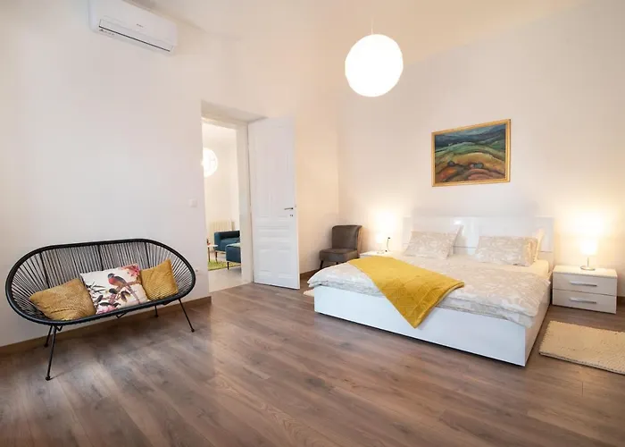 Modern Apartment'S At Antique Villa, Castropola 8, Pula, City Center - No Parking Apartament