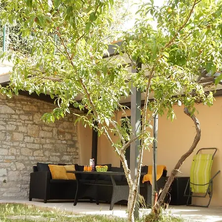 Appartamento Four Modern Apartment's At Antique Villa, Castropola 8, Pula, Center