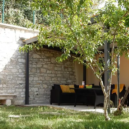 Four Modern Apartment'S At Antique Villa, Castropola 8, Pula, City Center *