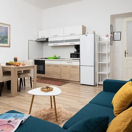 Four Modern Apartment's At Antique Villa, Castropola 8, Pula, Center Pula