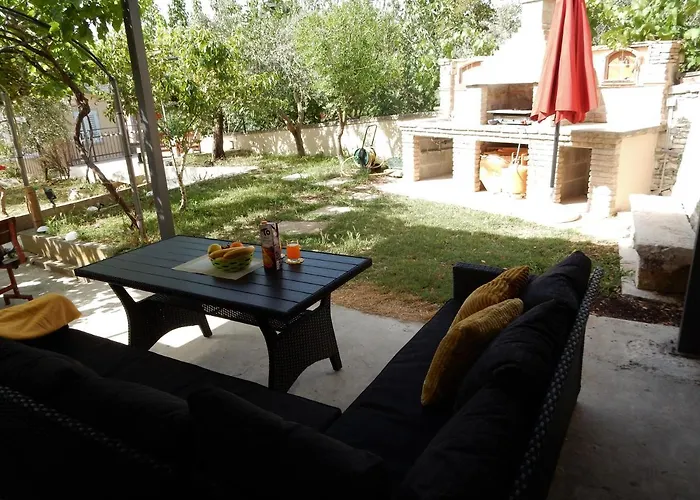 Modern Apartment'S At Antique Villa, Castropola 8, Pula, City Center - No Parking Lägenhet *